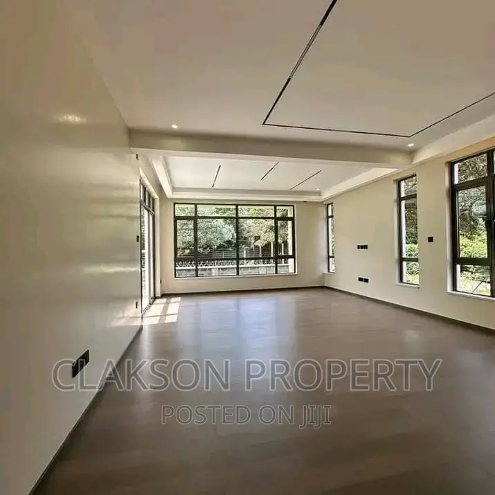 6bdrm Townhouse/Terrace in Lavington for sale