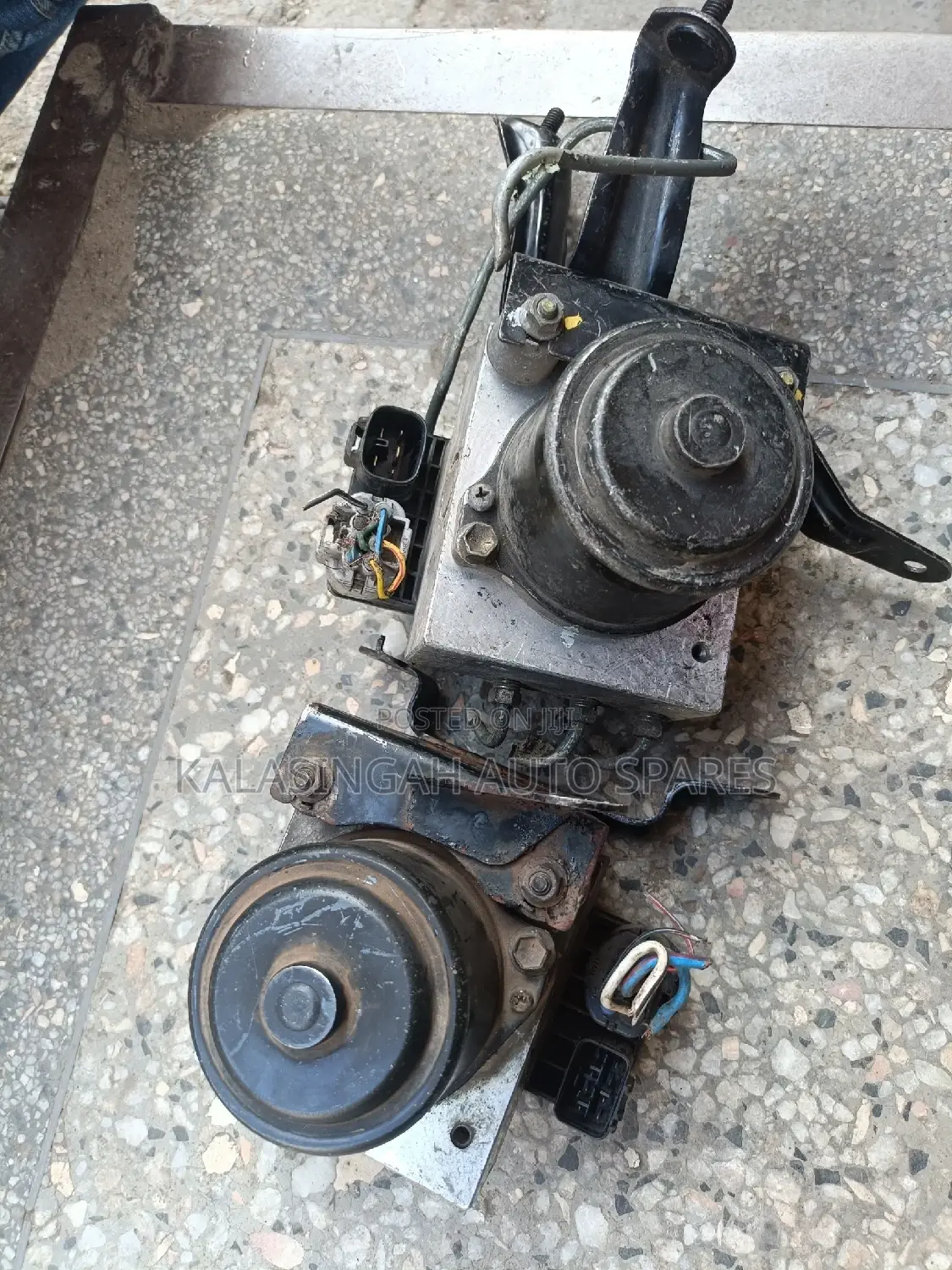 Abs Pumps Prado 95