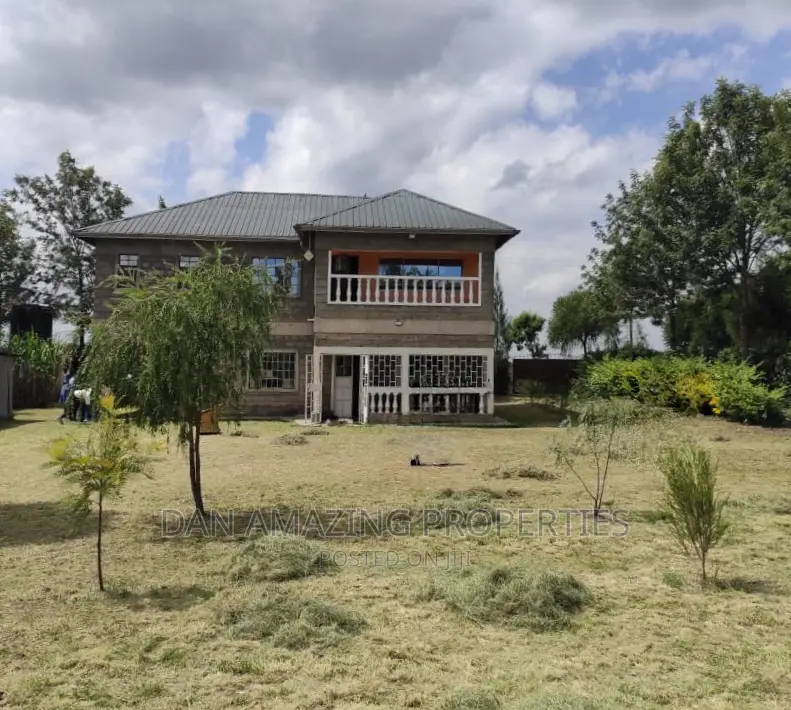 4bdrm Maisonette in Rangau On 1/2 Acre, Ongata Rongai for sale