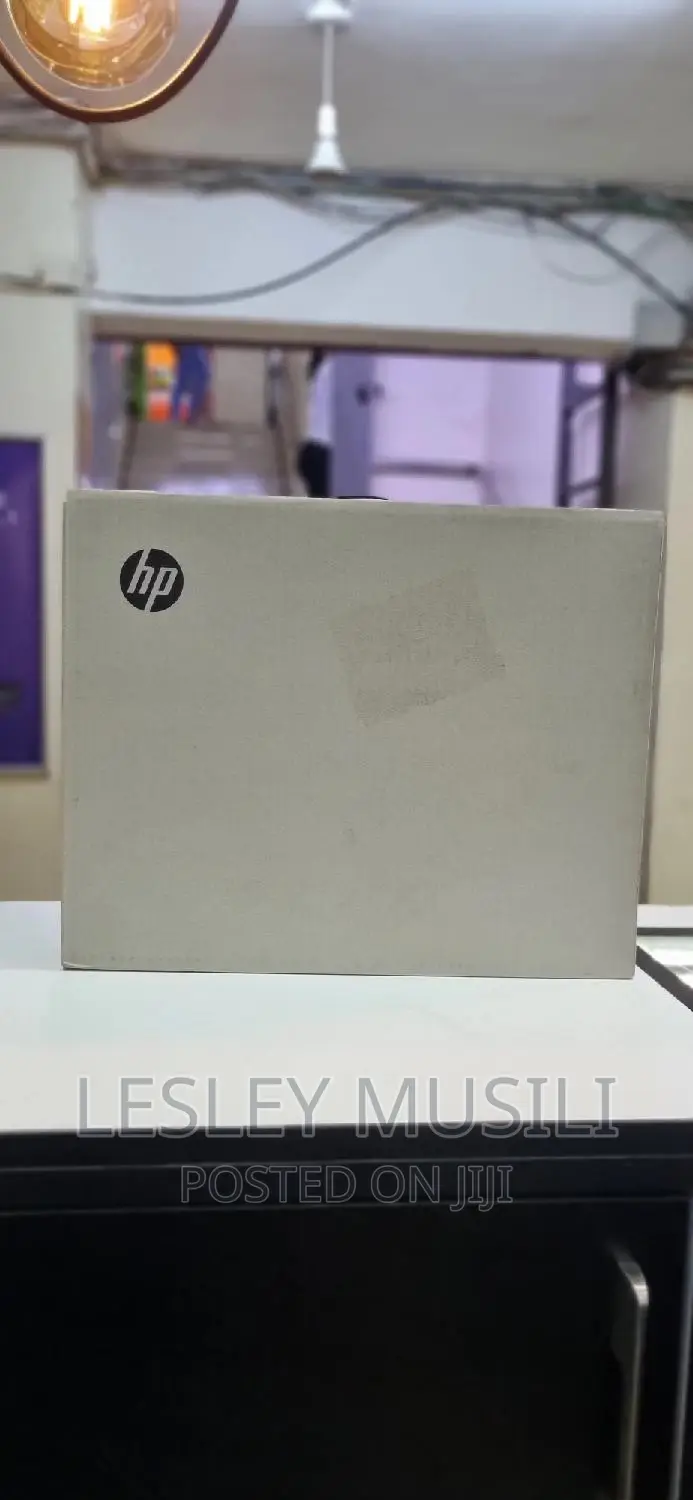 New Laptop HP Spectre X360 16GB Intel Core I7 SSD 512GB