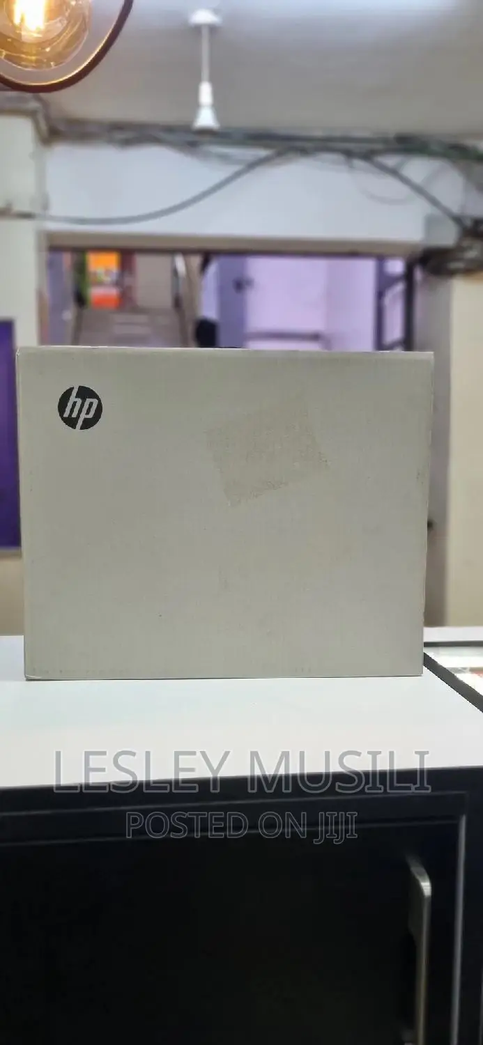 New Laptop HP Spectre X360 16GB Intel Core I7 SSD 512GB