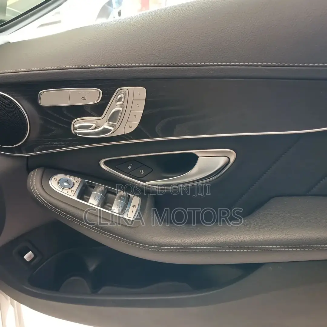 Mercedes-Benz C220 2016 Pearl
