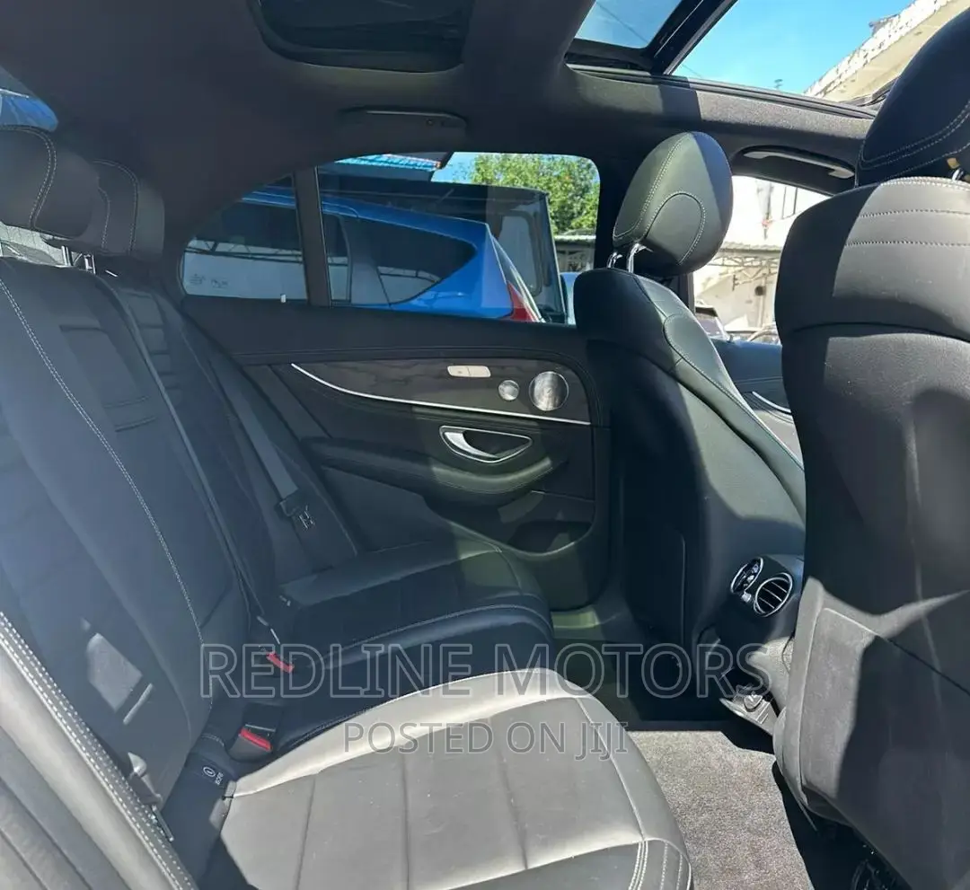 Mercedes-Benz E200 2016 Pearl