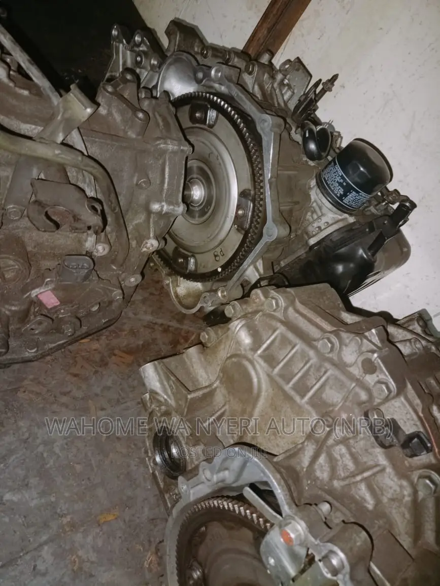 Gear Box 2zr,3ZR,1NZ,1NR,HR15,QR20,MR20,3SZ Etc