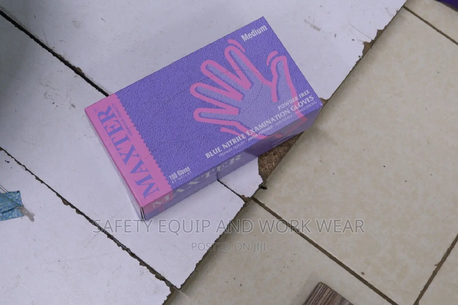 Chemical Protective Nitrile Glove