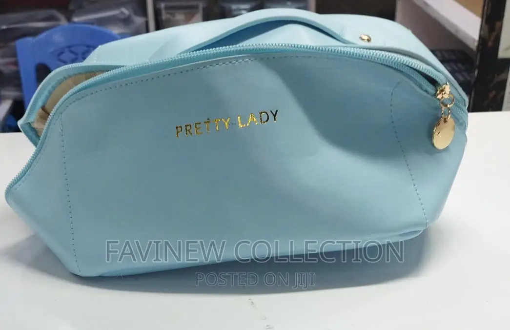 Multifunctional Waterproof Large Cosmetic Bag/Toiletries