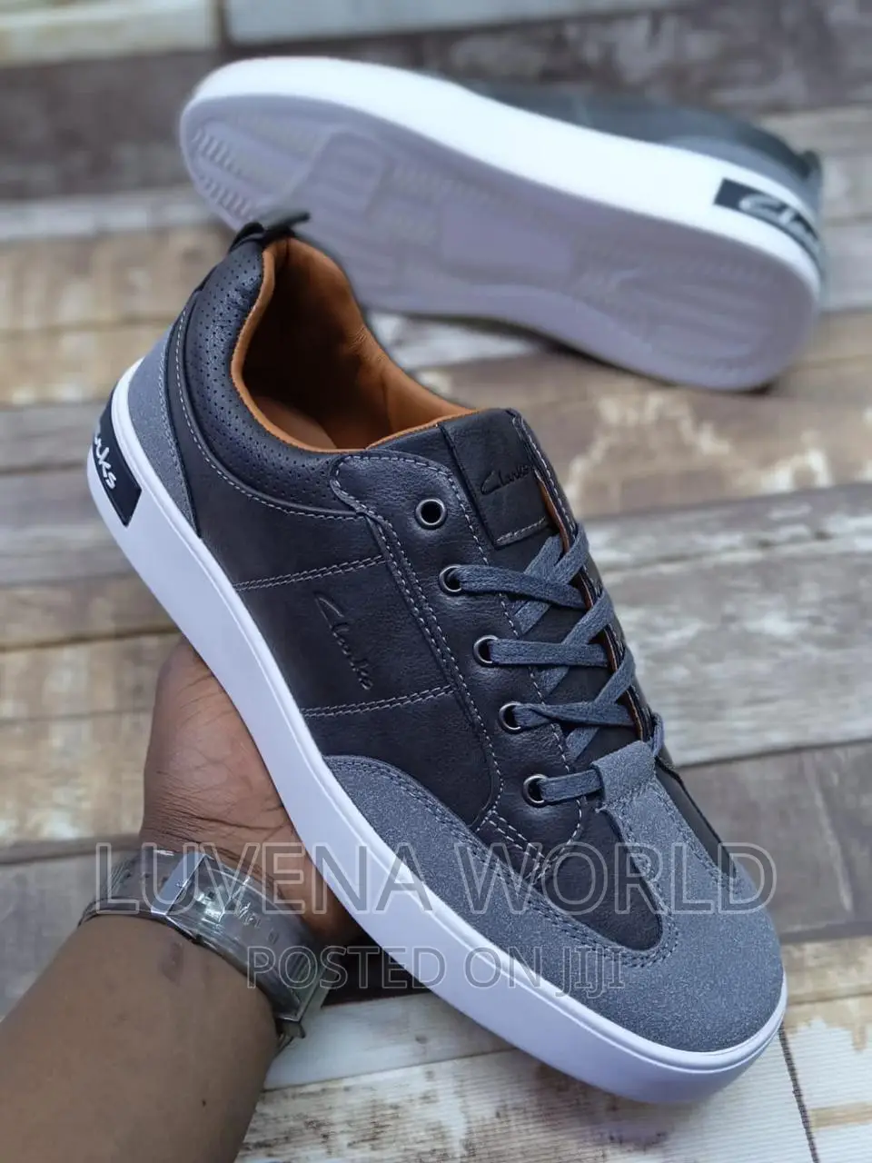 Clarks Sneakers