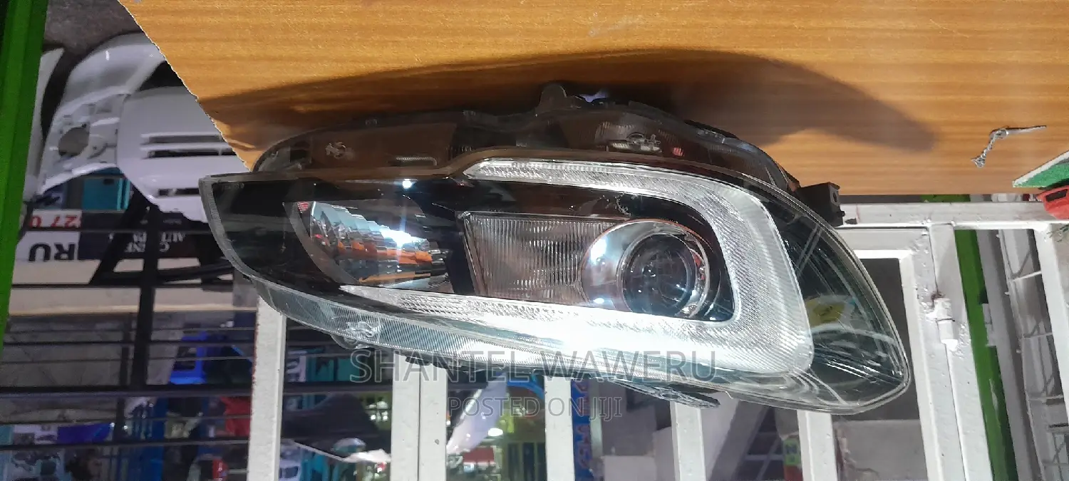 Subaru Levorg Headlight 2017