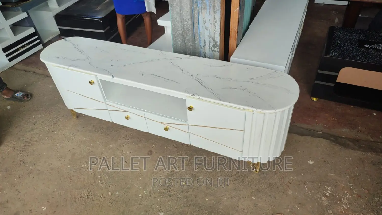 Standard Tv Stand
