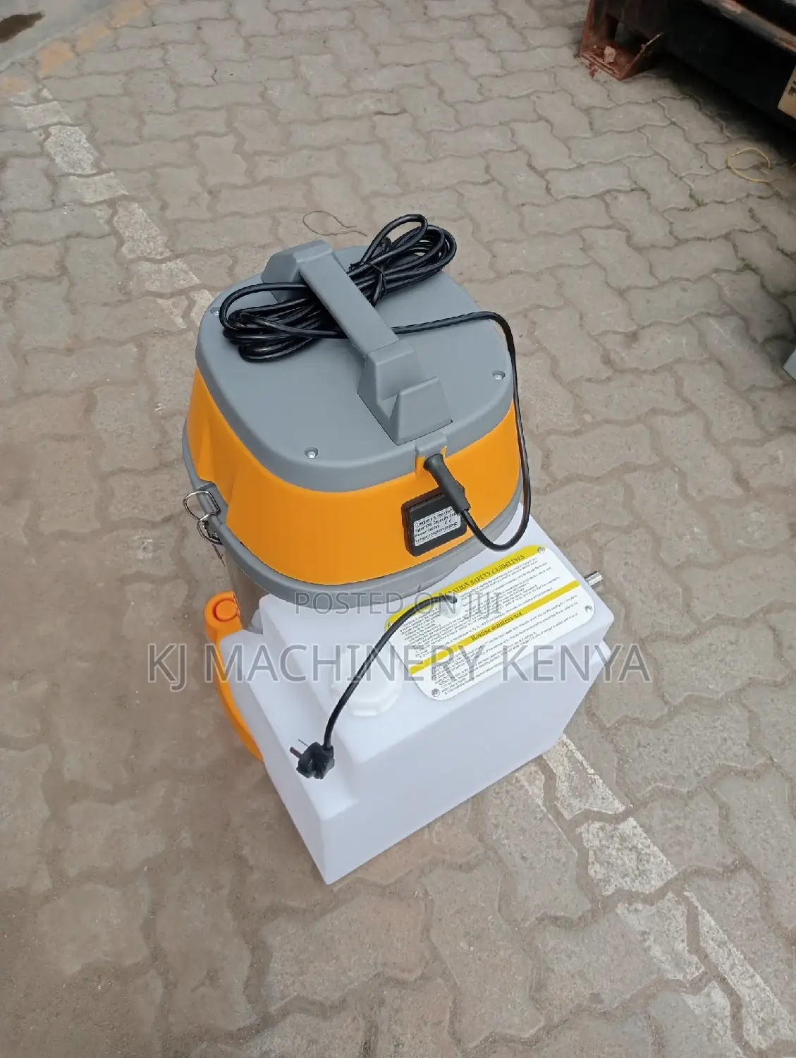 Divo Carpet Cleaner 35litres