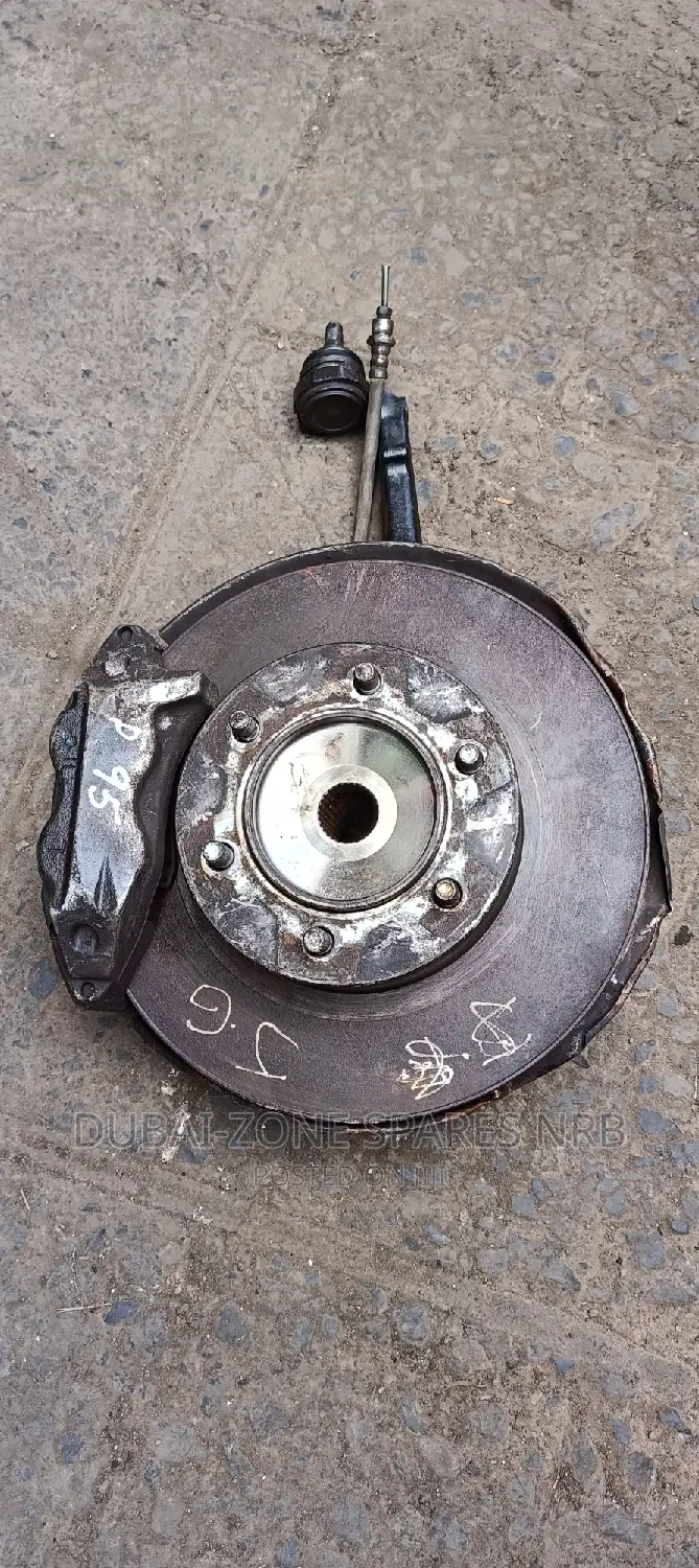 Prado J95,J120, Vigo 4wd,Fortuner,Surf; Complete Front Hubs.