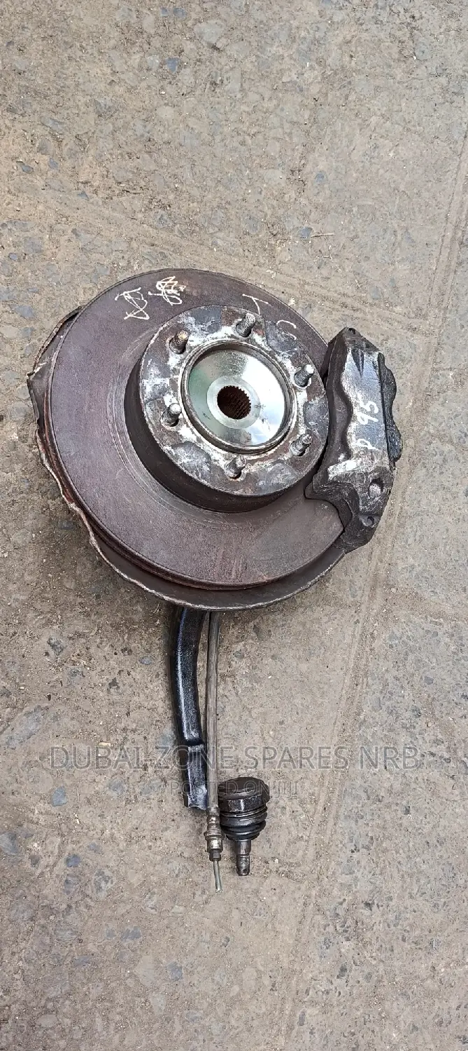 Prado J95,J120, Vigo 4wd,Fortuner,Surf; Complete Front Hubs.