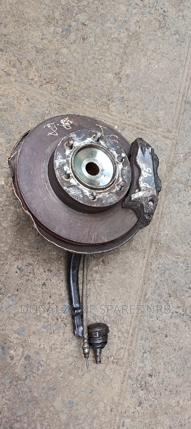 Prado J95,J120, Vigo 4wd,Fortuner,Surf; Complete Front Hubs.