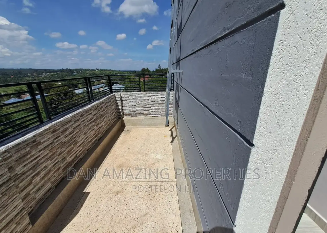 4bdrm Townhouse/Terrace in Maragara Rd, Kibiku for sale