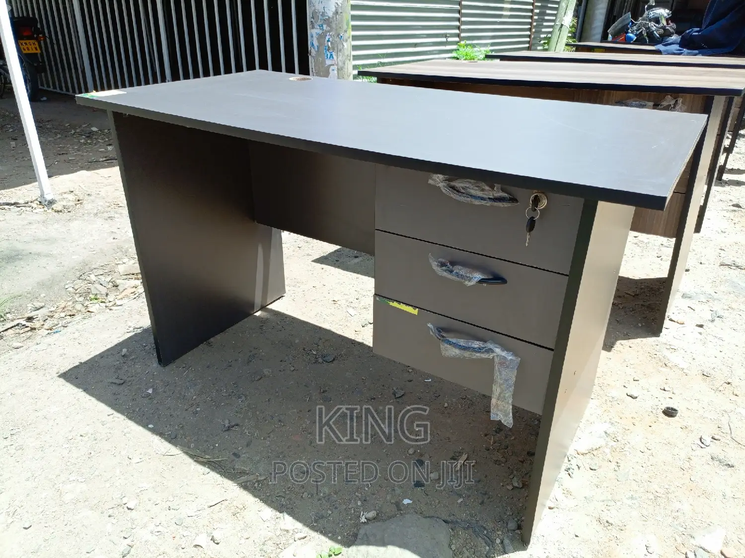 1.2 Desk Office Desk 1.2 Desk Office Desk 1.2 Desk Office De