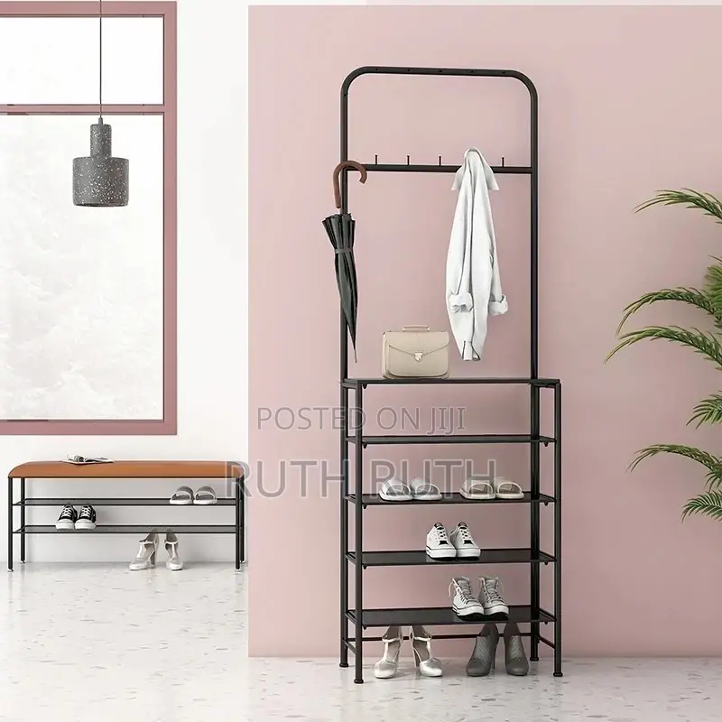 Shoe Rack With Hunger