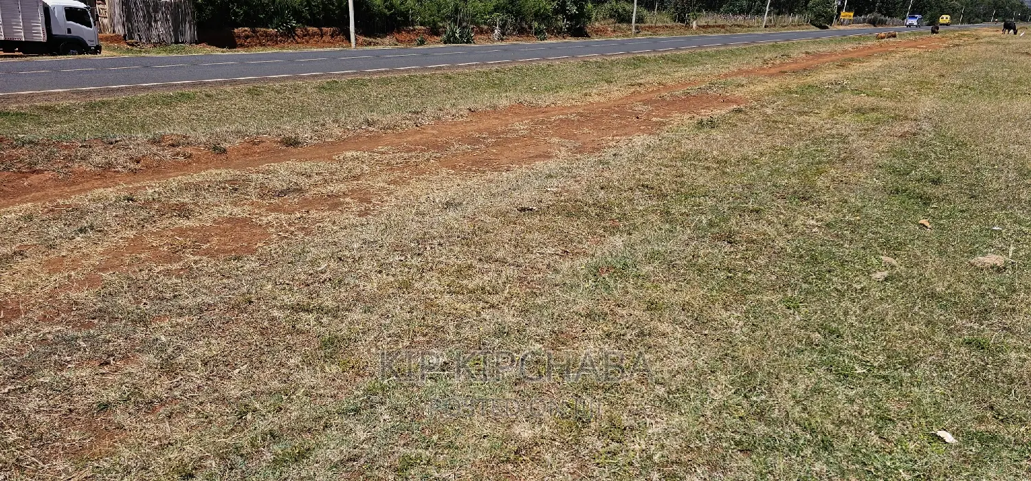 1⁄4 Plot Touching Highway for Isle in Chepkanga Eldoret