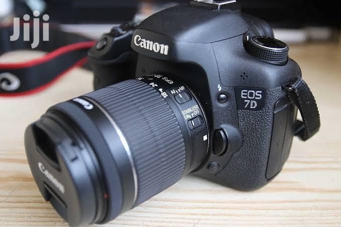 Canon 7D Professional Camera