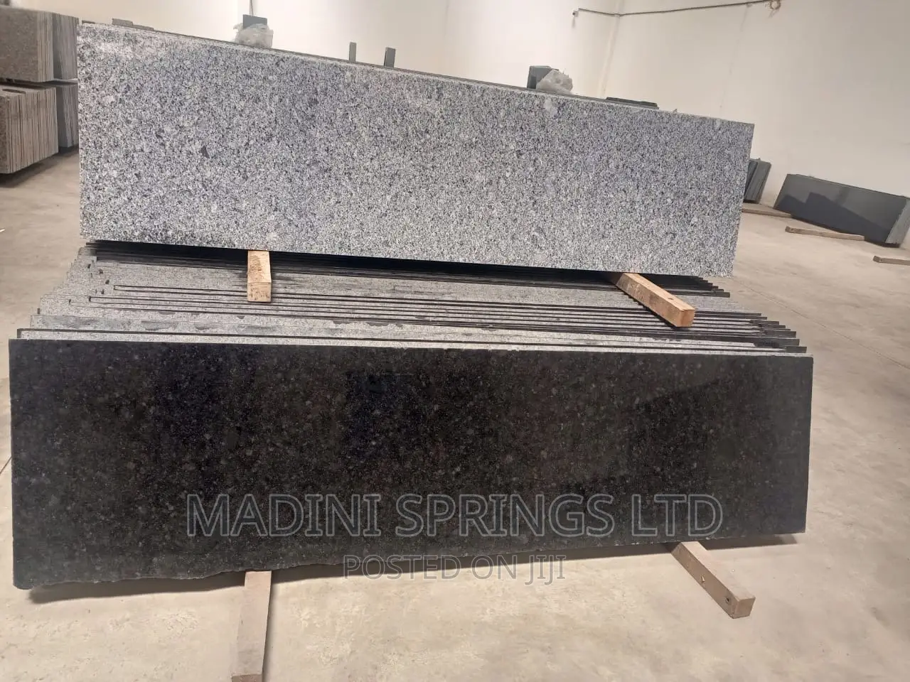 Tiger Skin Granite Counter Tops(Available in All Sizes)