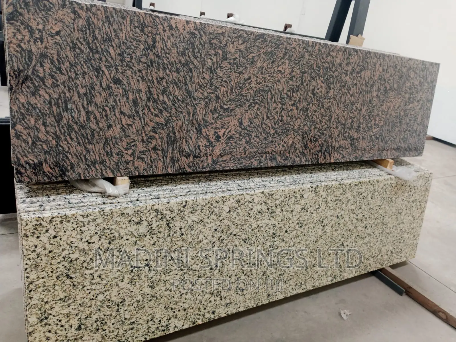 Tiger Skin Granite Counter Tops(Available in All Sizes)