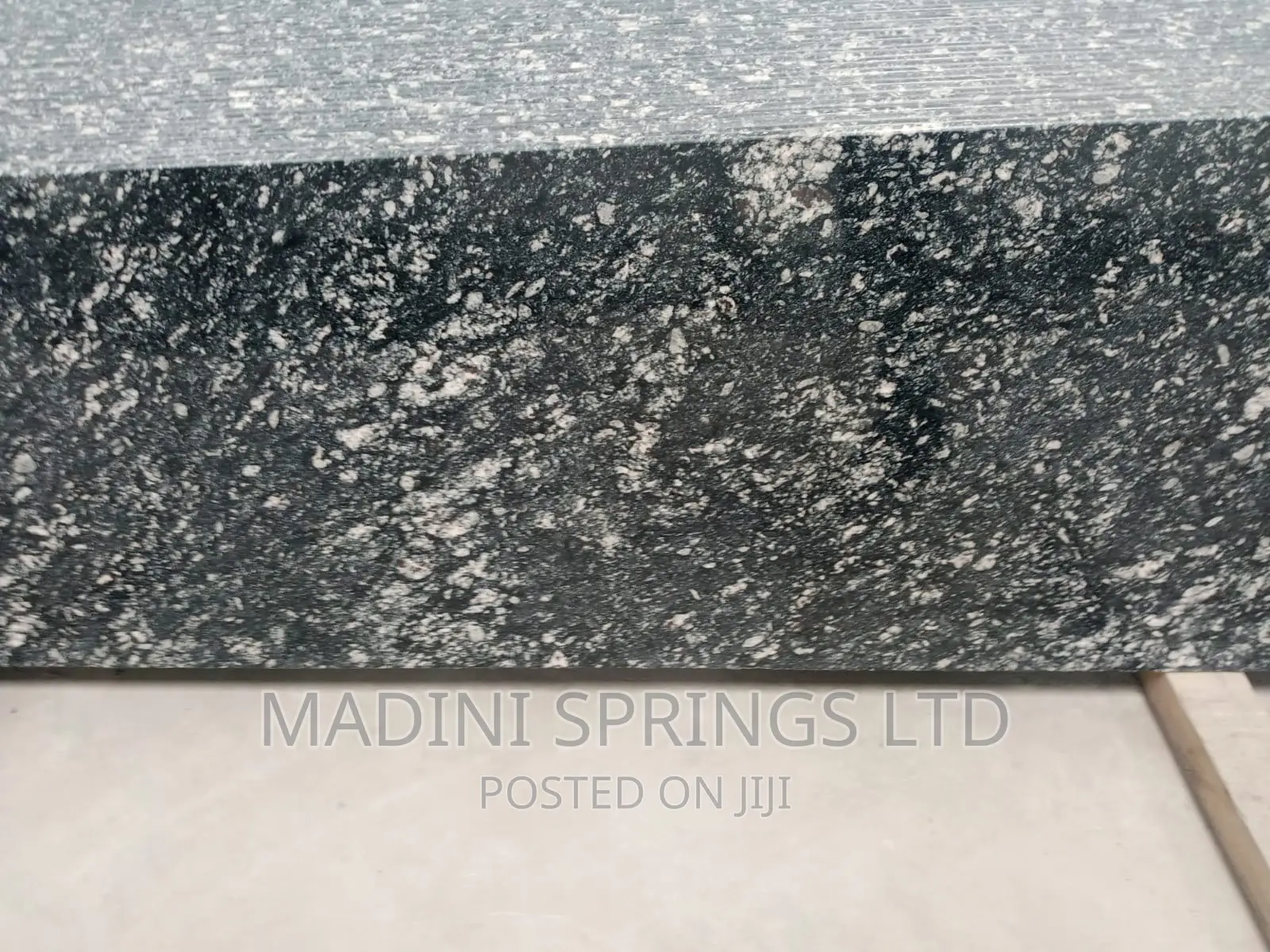 Tiger Skin Granite Counter Tops(Available in All Sizes)