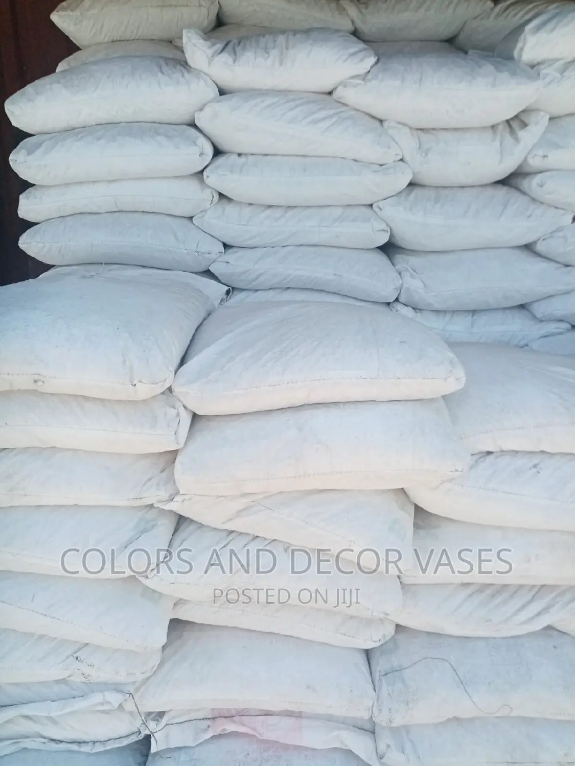 Bags of White Pebble Stones 25kg