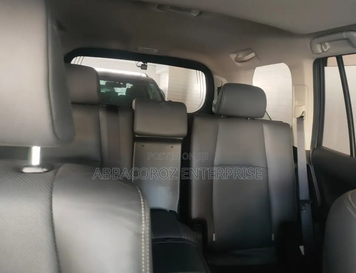 Toyota Land Cruiser Prado 2019 Matt Black