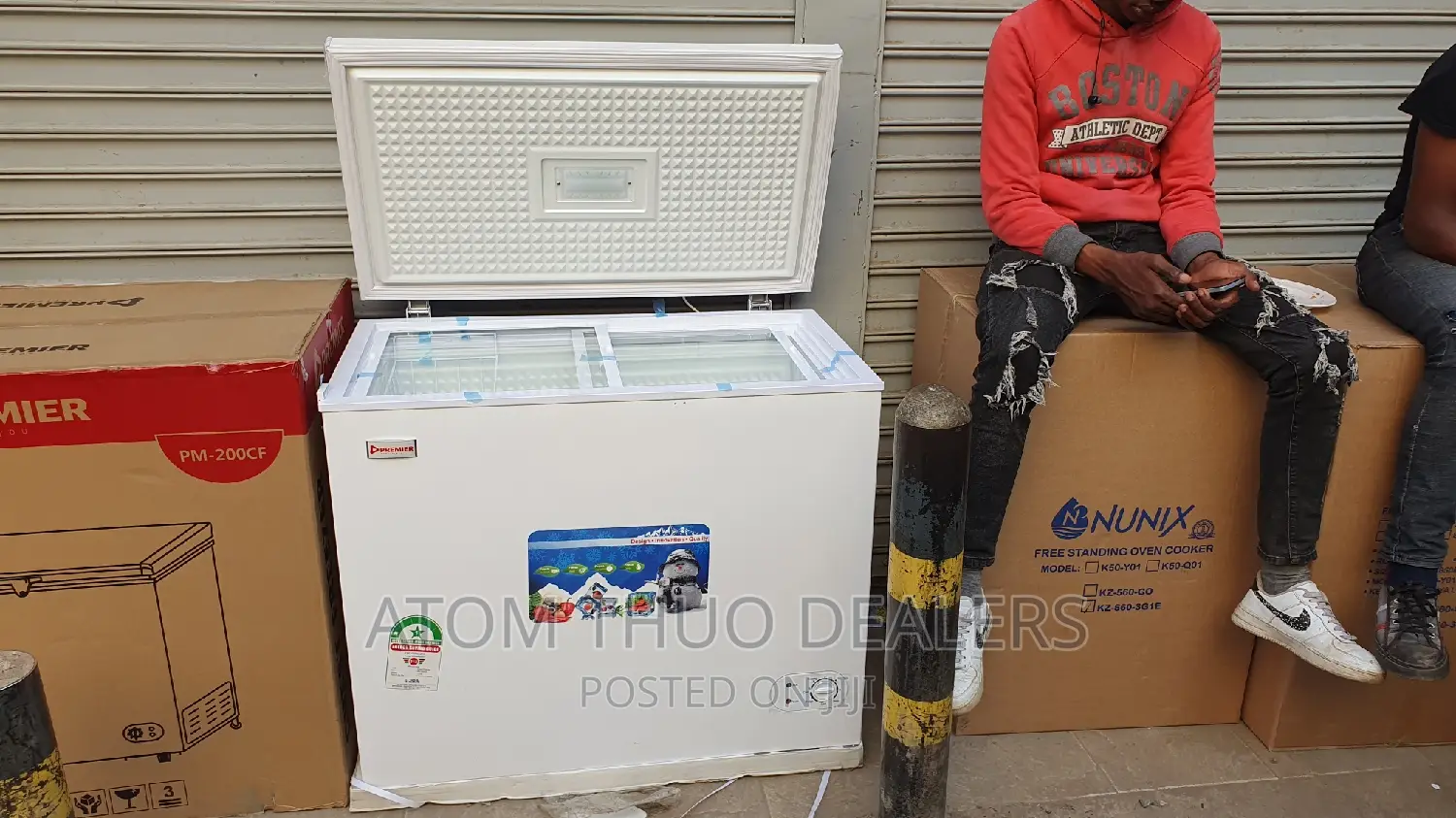 200lt Premier Chest White Freezer/ Premier Chest Freezer 