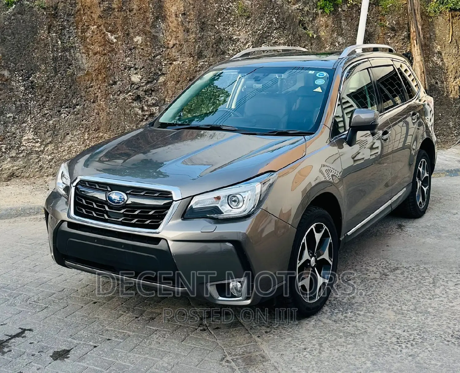Subaru Forester 2.0XT Touring AWD 2017 Brown