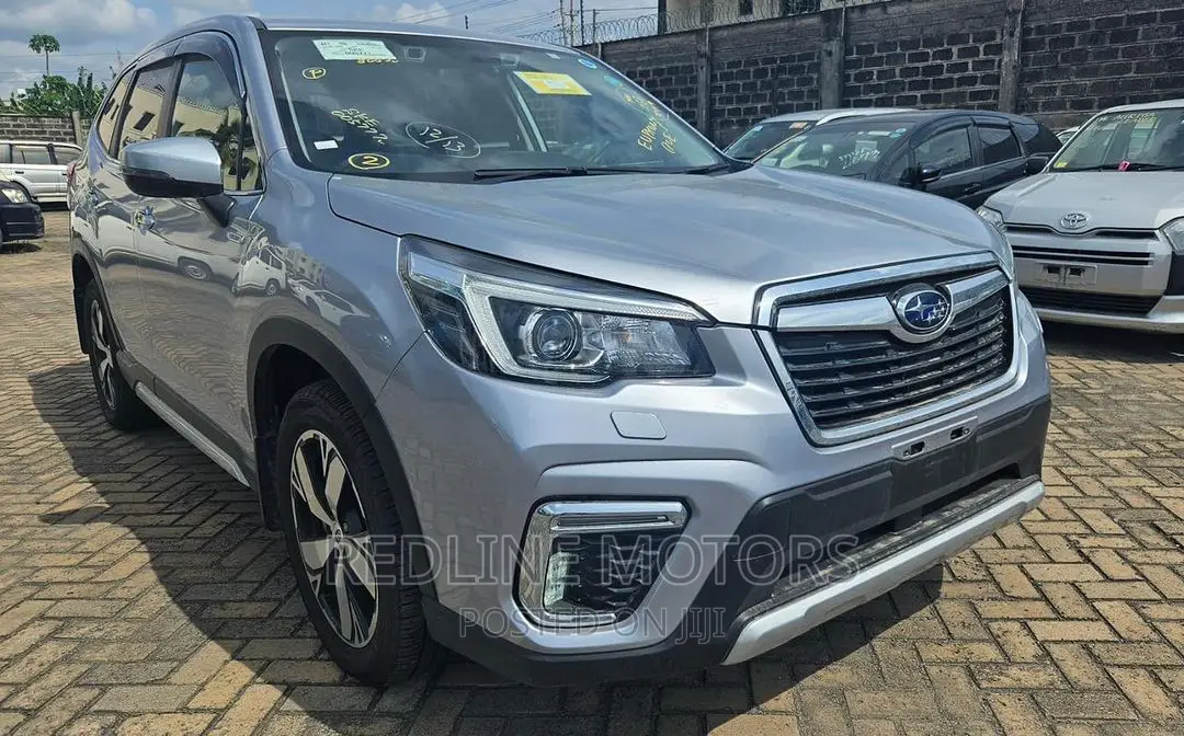 Subaru Forester 2018 Silver