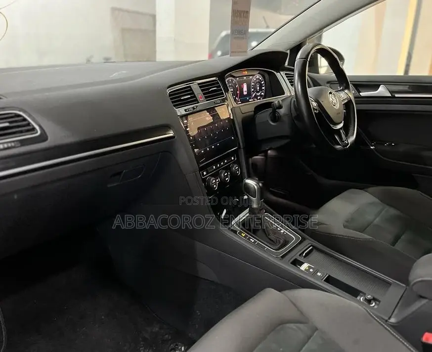 Volkswagen Golf 2017 Matt Black