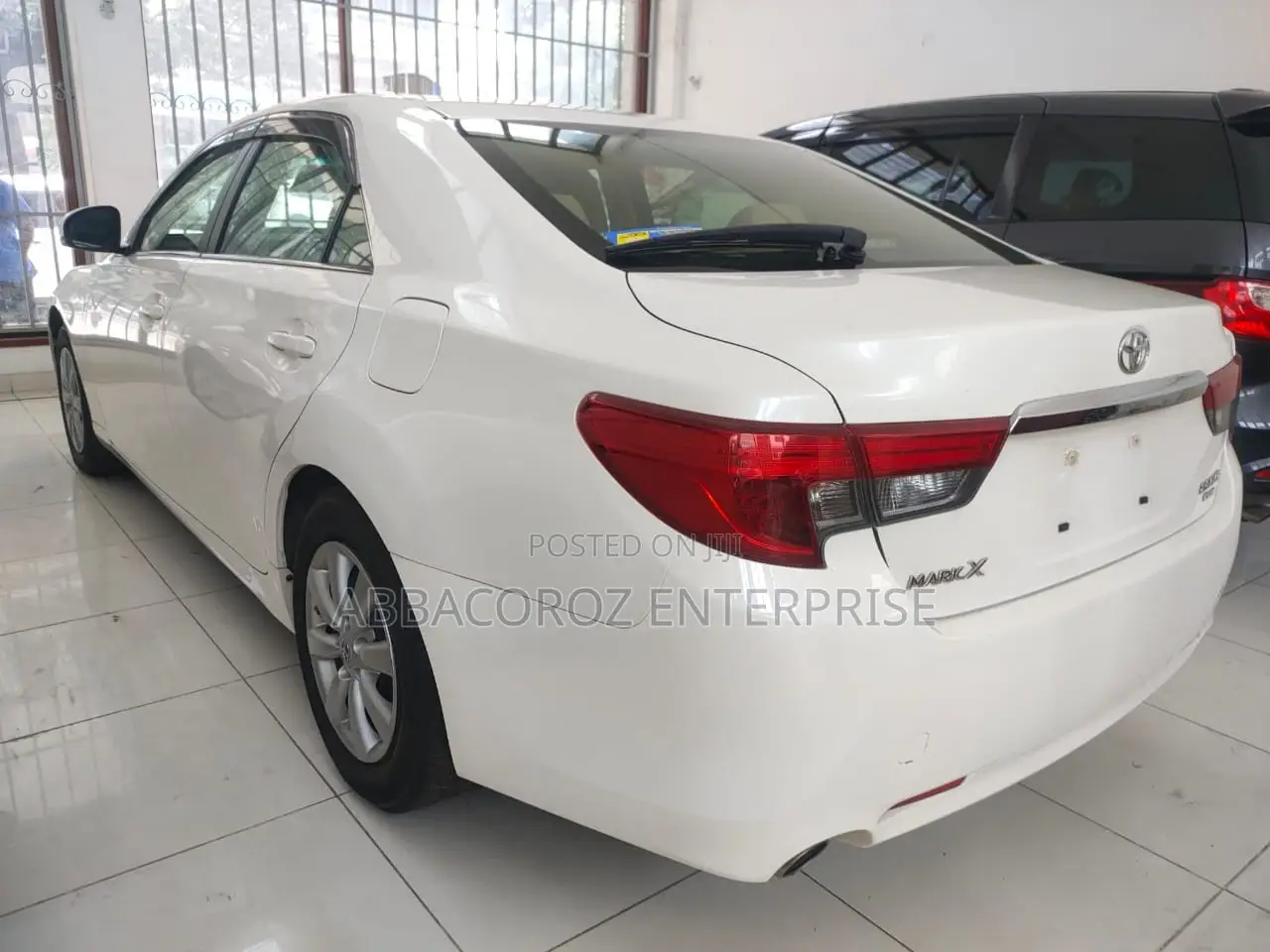 Toyota Mark X 2.5 AWD 2016 Off white