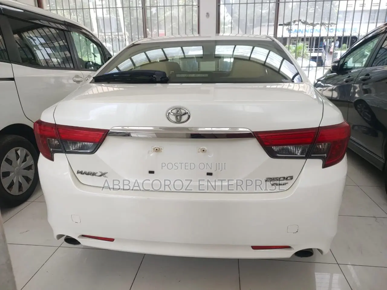 Toyota Mark X 2.5 AWD 2016 Off white