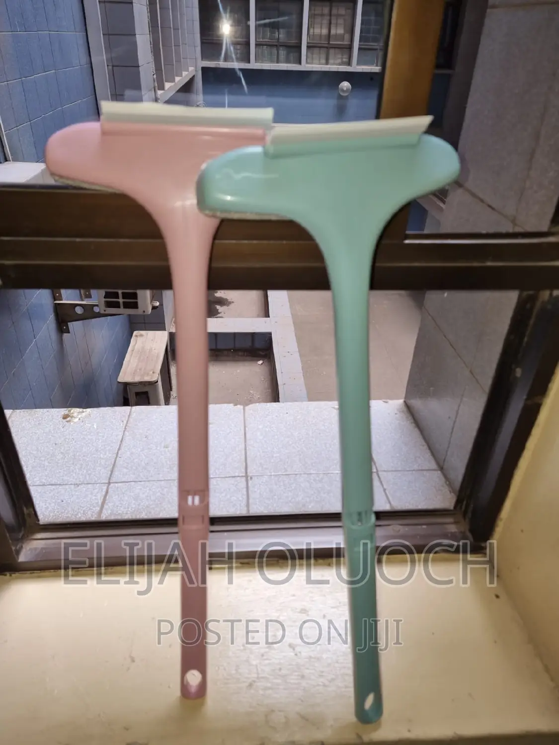 2in 1 Extendable Window Cleaner