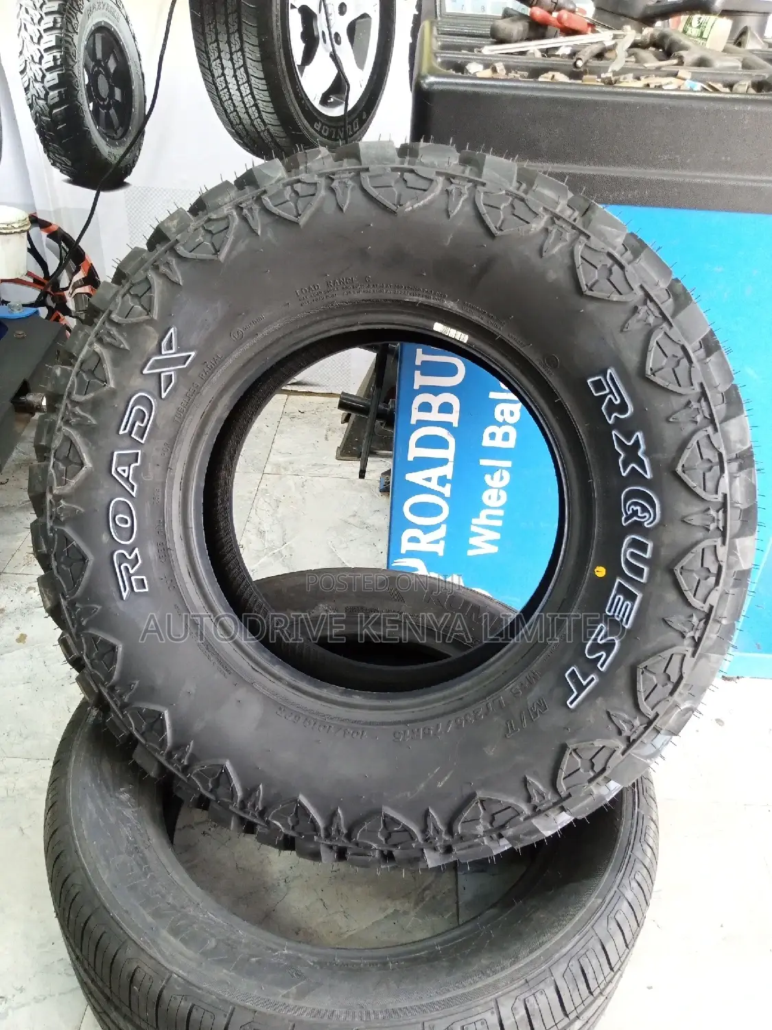 235/75r15 Roadx M/T