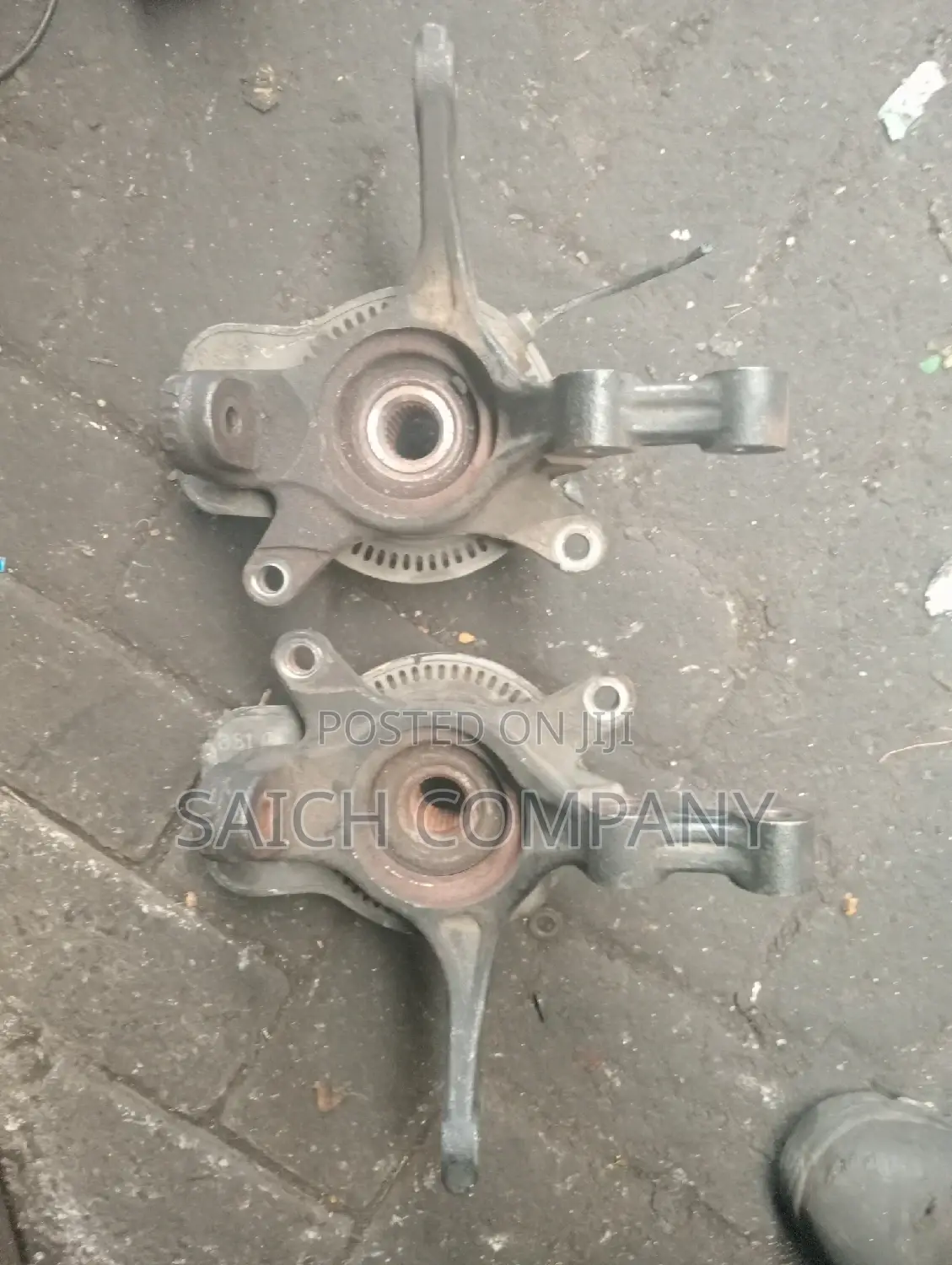 Suzuki Swift 2012 Front Wheel Hub