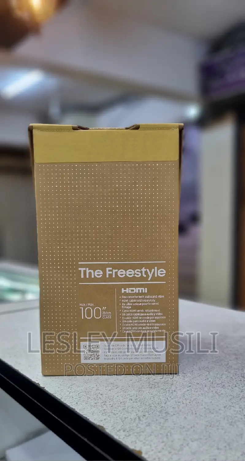 SAMSUNG 30-100" the Freestyle FHD Smart Portable Projector