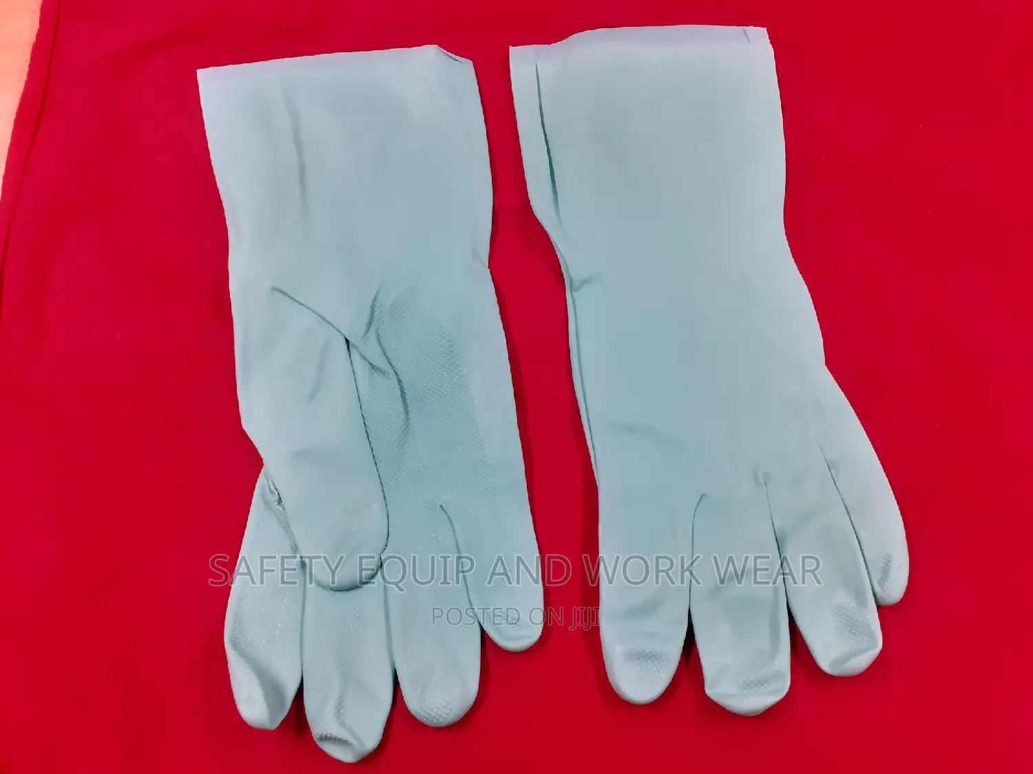 Get Nitrile Gloves With Excellent Grip