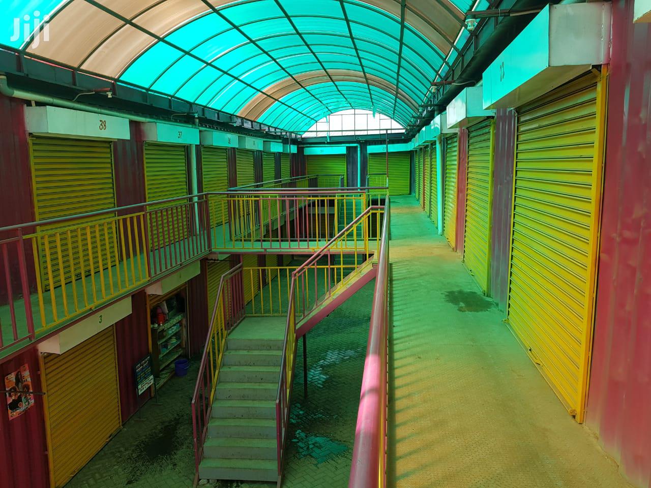 Container Stalls Supermarket