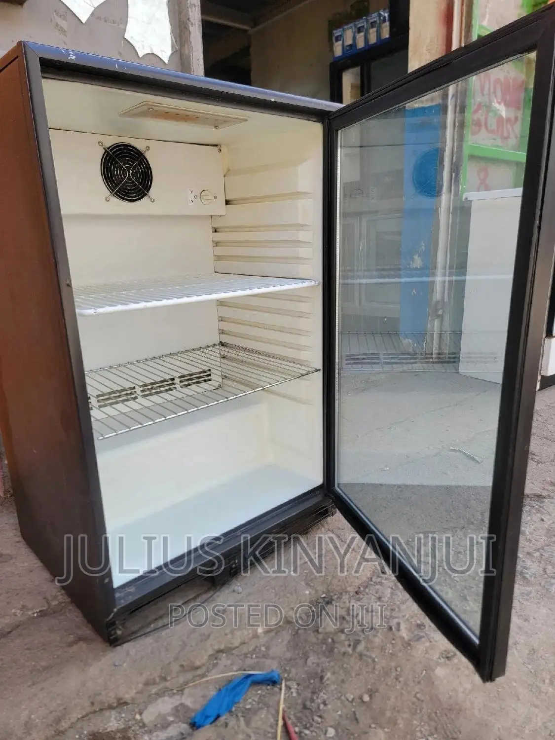 Display Fridge 150l