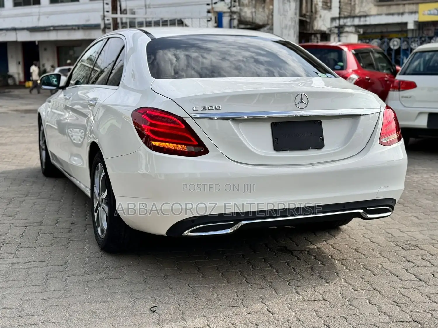 Mercedes-Benz C200 2016 Off white