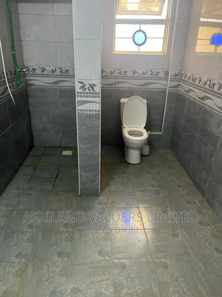 4bdrm Townhouse/Terrace in Katani for sale
