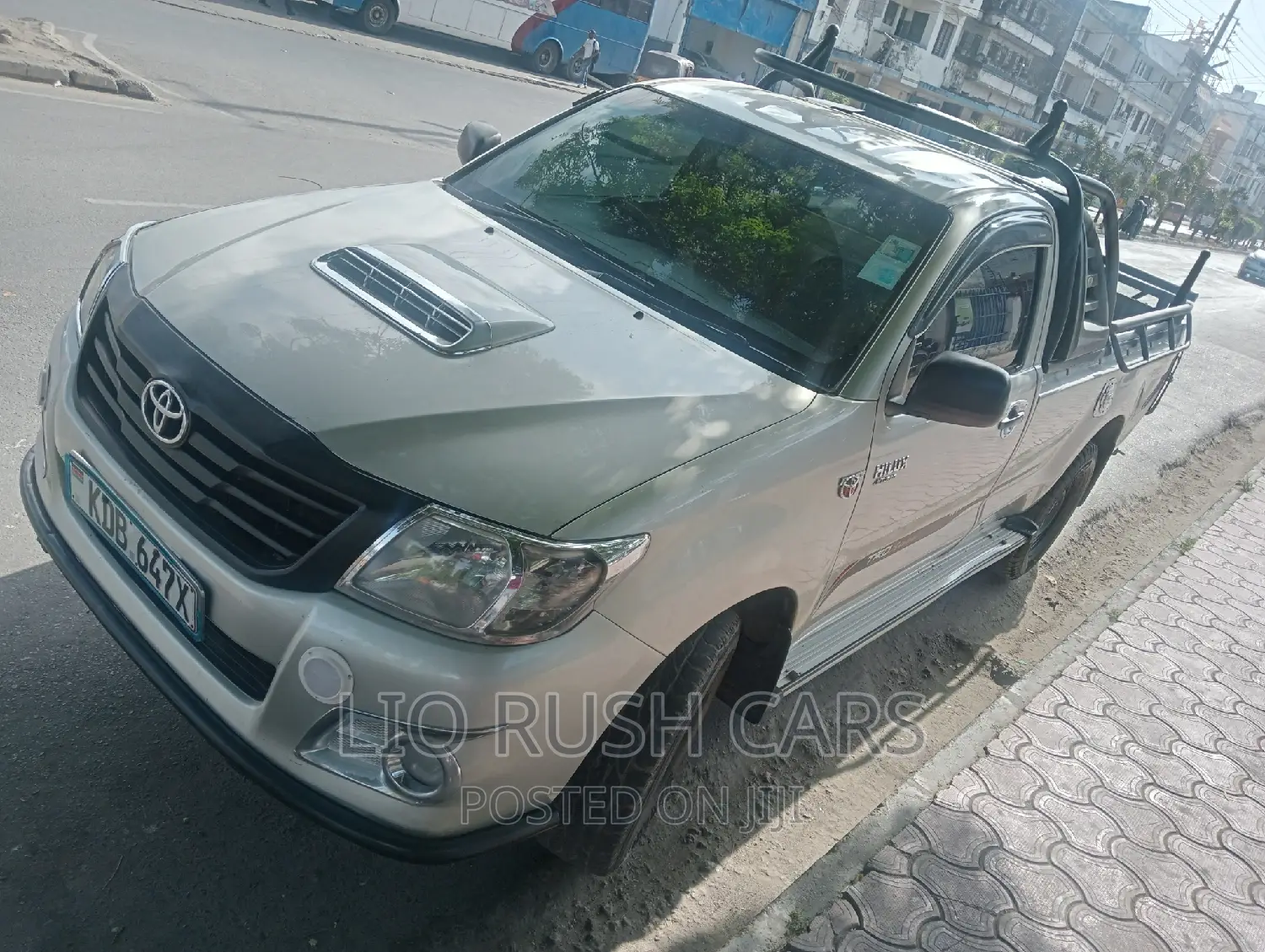 Toyota Hilux 2014 Silver