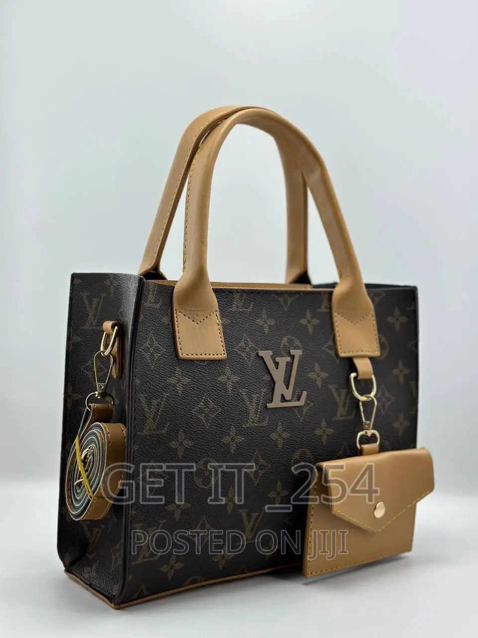 2in1 LV Handbag
All Colours Fully RESTOCKED Except Red