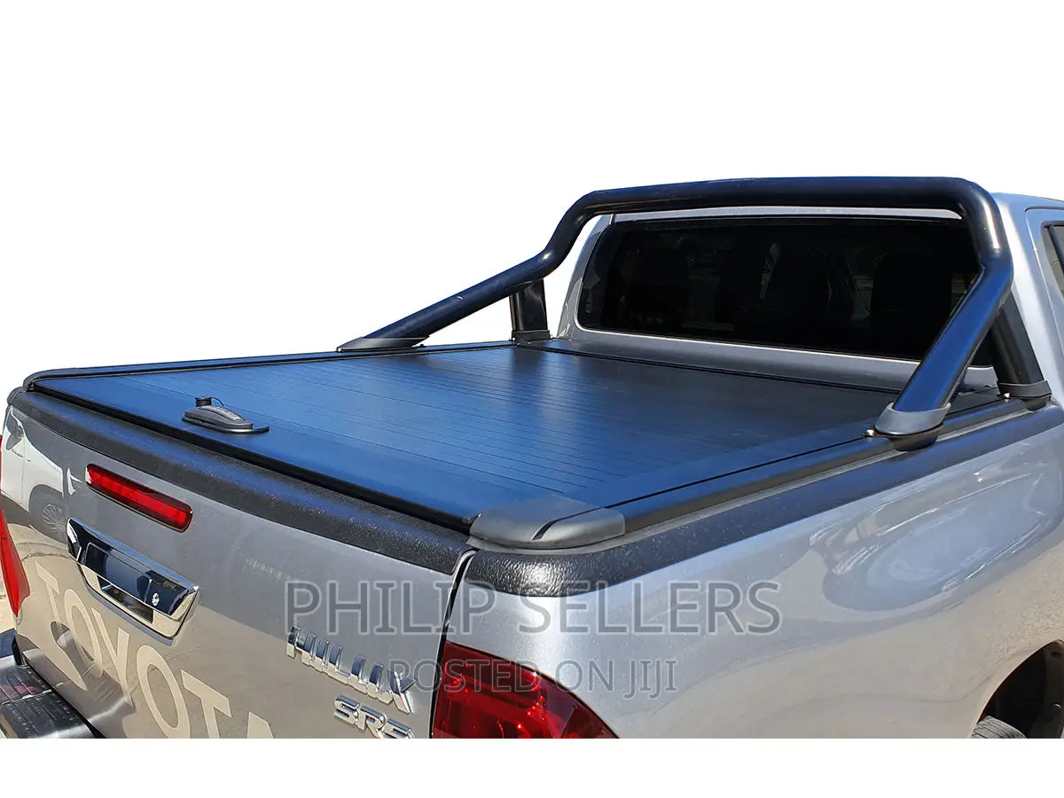 Toyota Hilux Revo Dual Cab 2015-2024 Manual Roller Shutter C