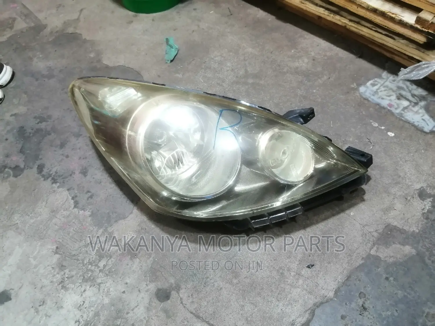 Nissan Note Xenon Head Lamp, Model 2008/2010, Clean Ex Japan