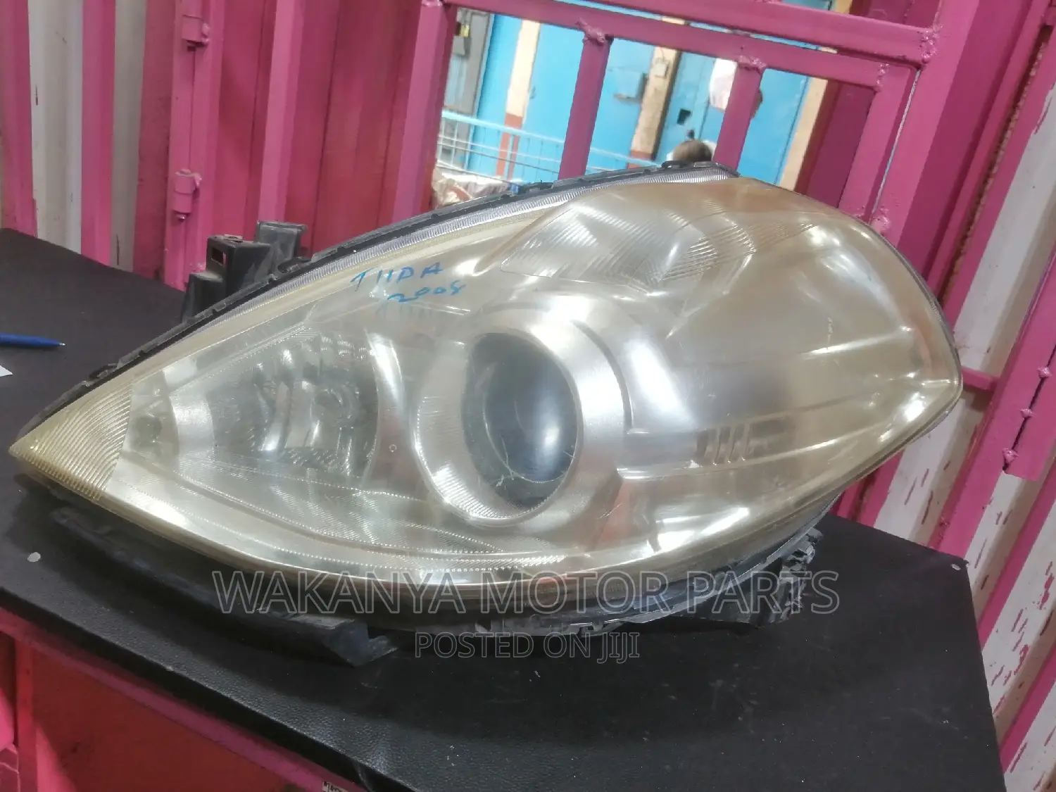 Nissan Tiida 2008/2009 Xenon Head Lamp, Clean Ex Japan Parts