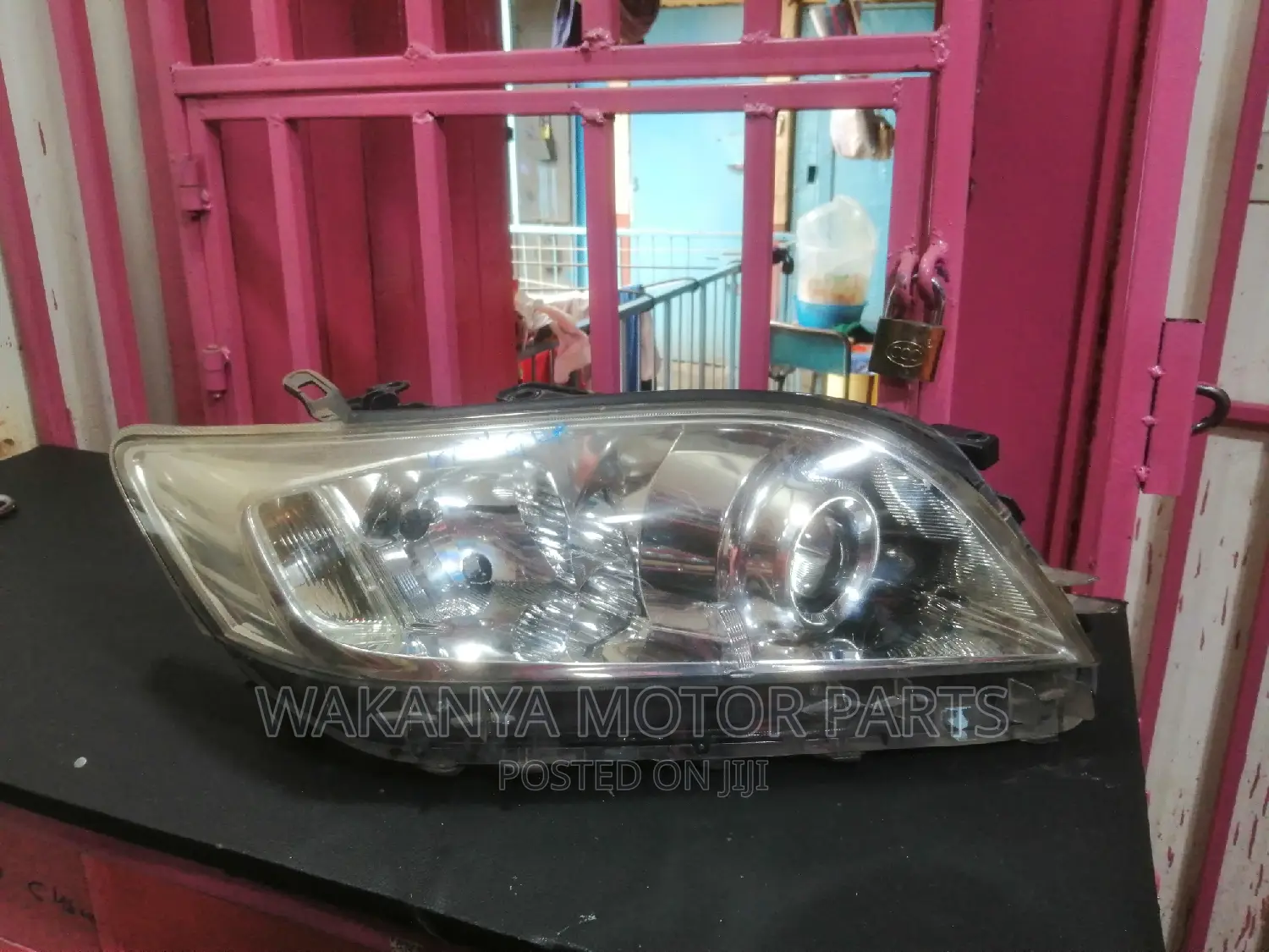 Toyota Vanguard Xenon Head Lamp, Ex Japan Original Parts