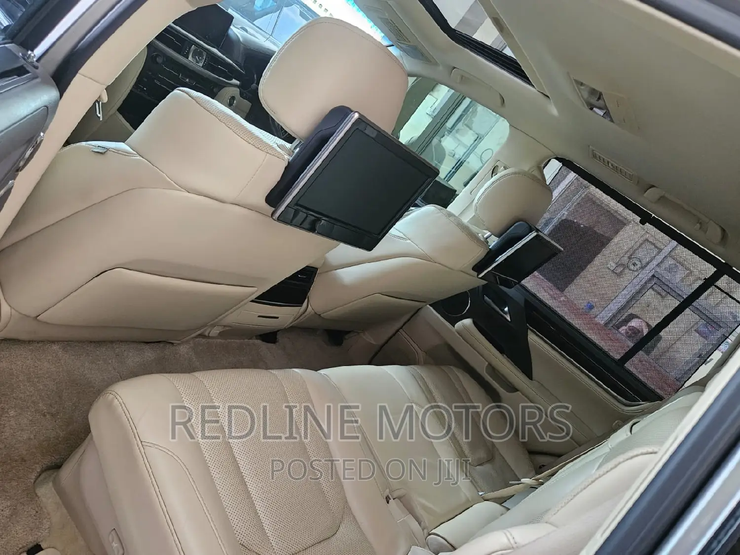 Lexus LX 2016 Silver