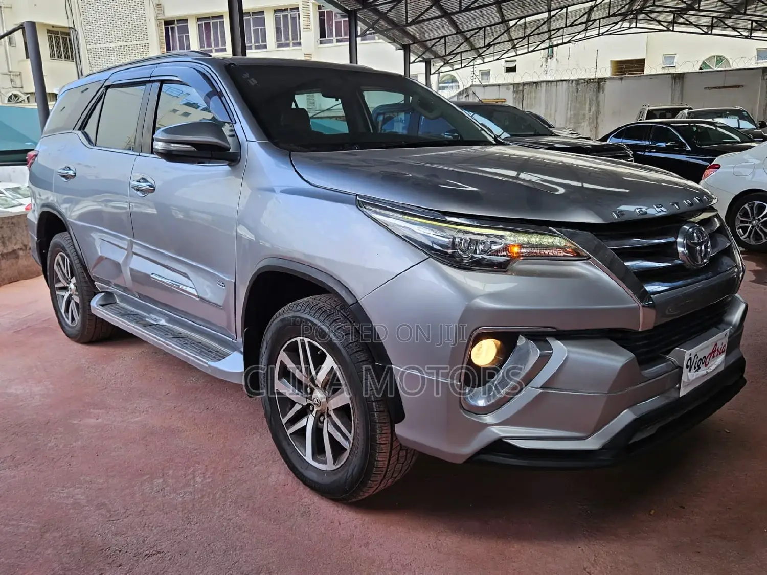 Toyota Fortuner 2017 Silver